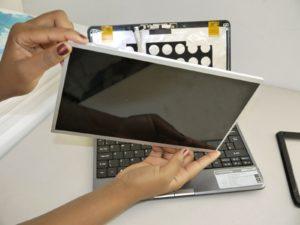 Euroinformatica Srl sostituzione panello lcd notebook